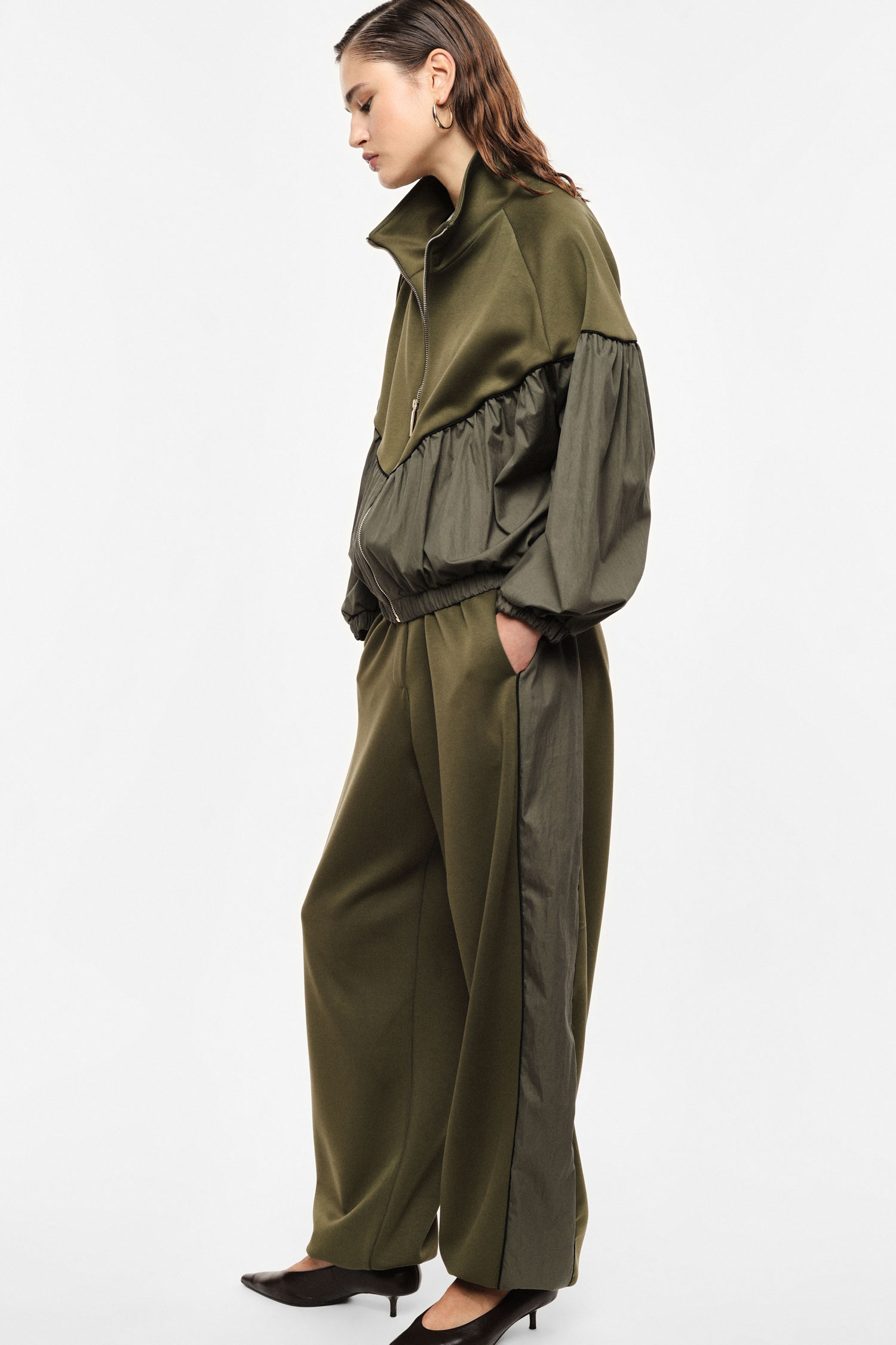 Nohavice jogger strihu – Obrázok 2