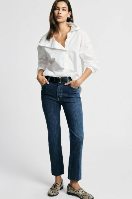 Džínsy strihu slim fit
